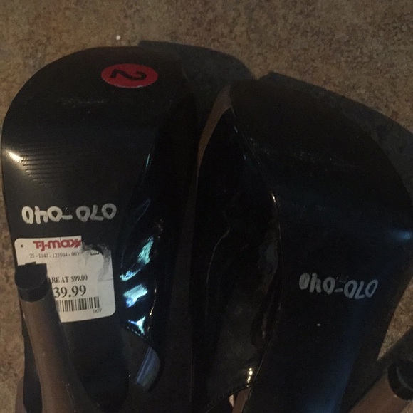 Heels - Picture 4 of 4